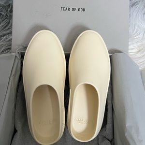 FEAR OF GOD The California Slip Ons - Cream Size 35